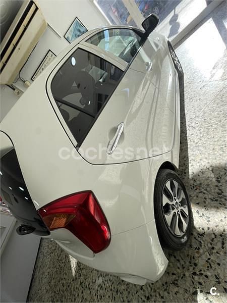 Usado Kia Picanto 66 CV (48 kW) 2016 Blanco Utilitario