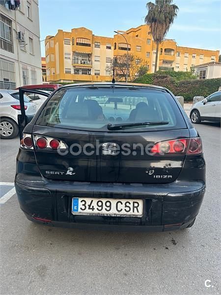 Usado Seat Ibiza Stella 64 CV (47 kW) 2004 Negro Utilitario