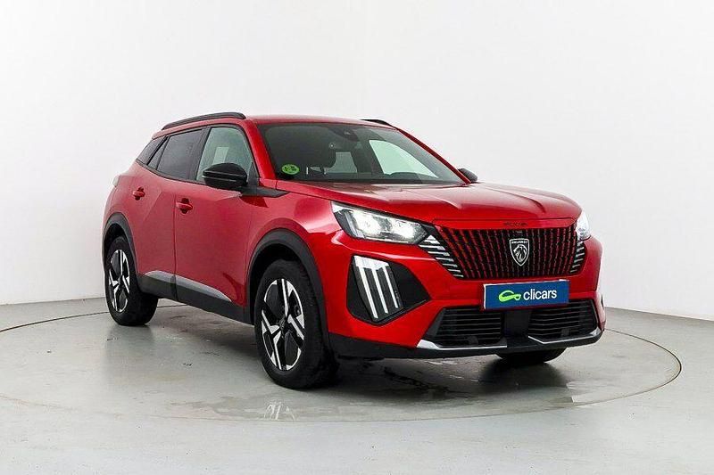 Usado Peugeot 2008 Allure 130 CV (95 kW) 2024 Rojo SUV