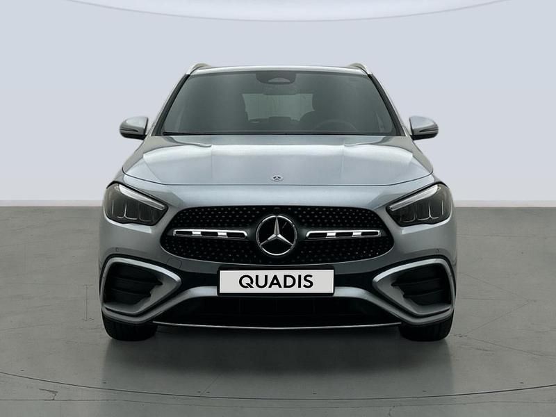 Nuevo Mercedes GLA200 150 CV (110 kW) 2025 Gris plata SUV