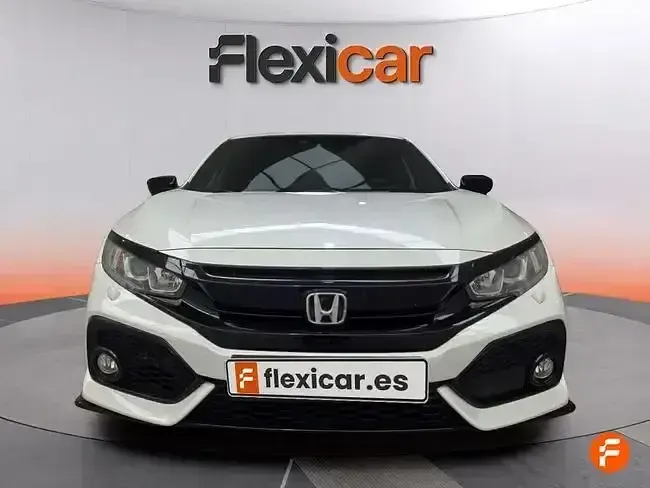 Usado Honda Civic Dynamic 126 CV (92 kW) 2019 Blanco