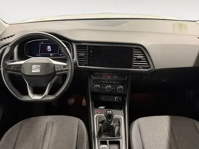 Usado Seat Ateca Style 150 CV (110 kW) 2025 Blanco SUV