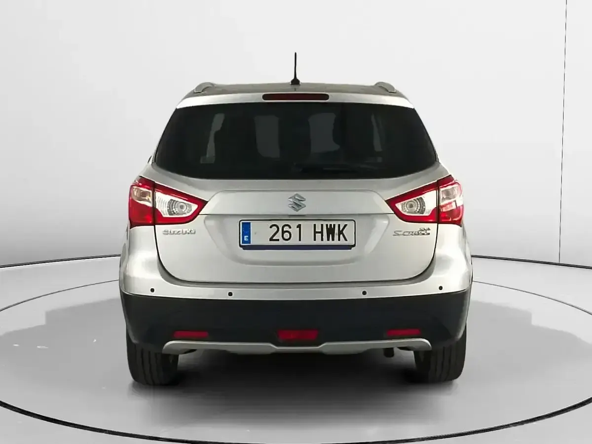 Usado Suzuki SX4 GLX 135 CV (99 kW) 2014 Gris SUV