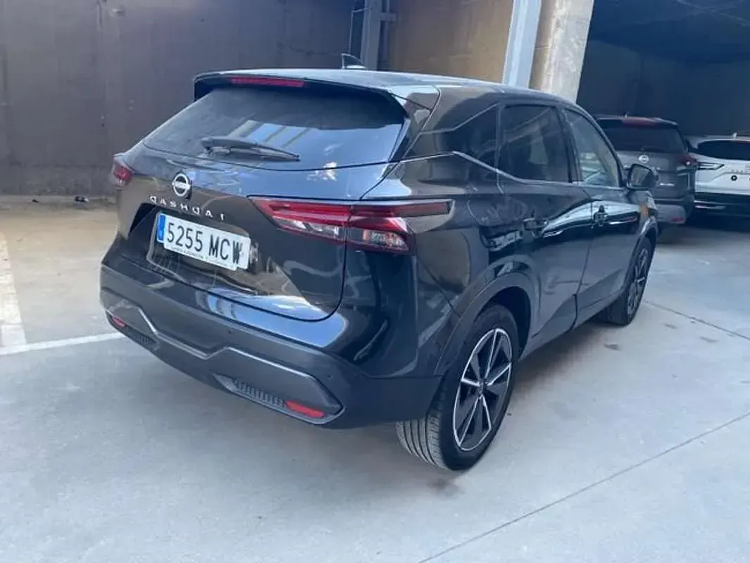 Usado Nissan Qashqai N-Connecta 141 CV (103 kW) 2022 Negro SUV