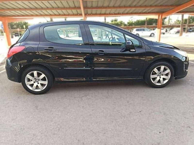 Usado Peugeot 308 Sport 120 CV (88 kW) 2013 Negro Utilitario