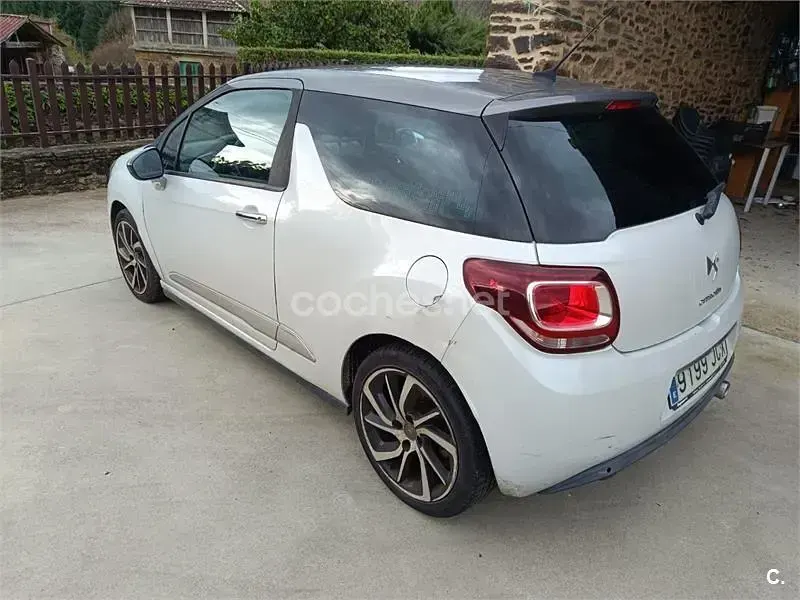 Usado Citroën DS3 Style 92 CV (67 kW) 2014 Beige Berlina