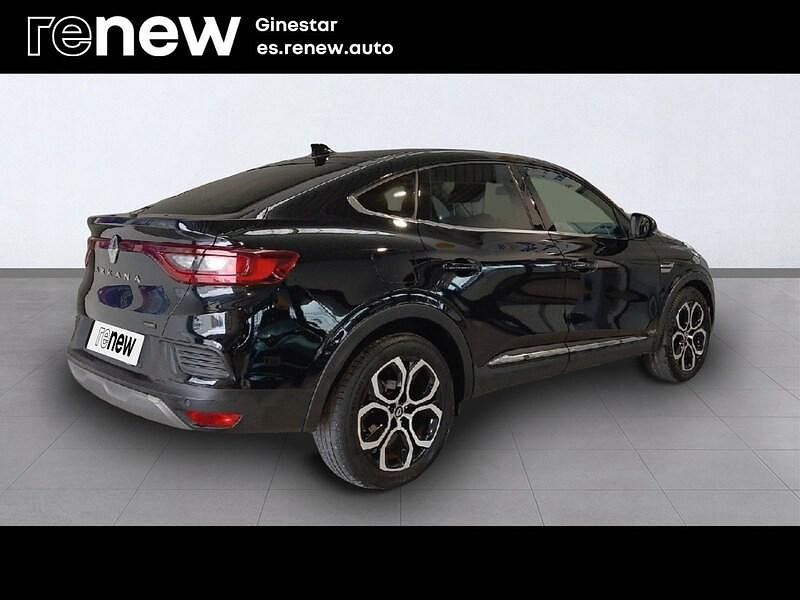 Usado Renault Arkana Techno 145 CV (106 kW) 2022 Negro SUV