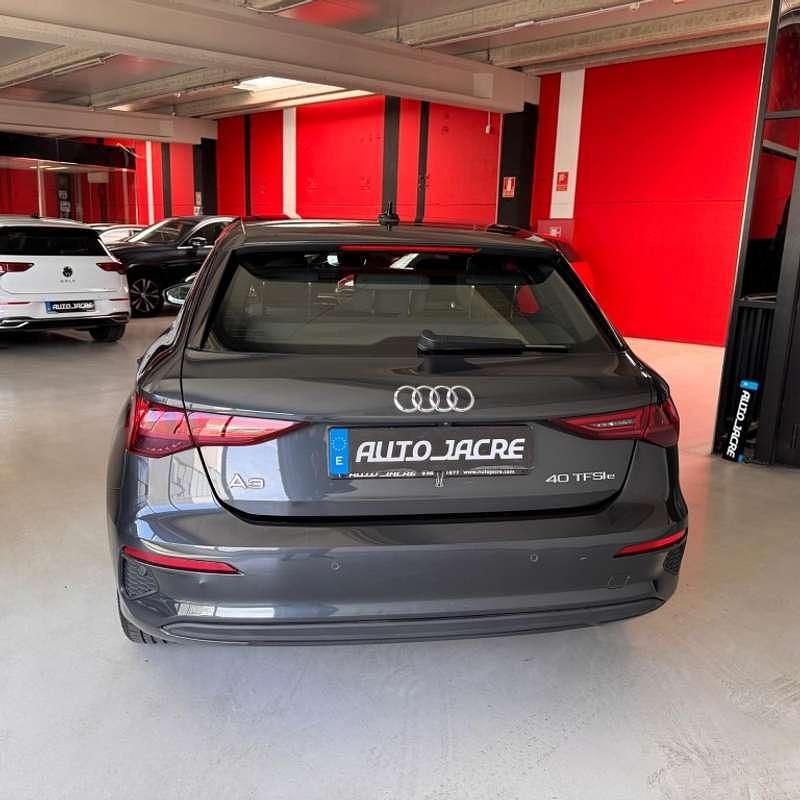 Usado Audi A3 Sportback e-tron Advanced Plus 204 CV (150 kW) 2021 Gris Utilitario