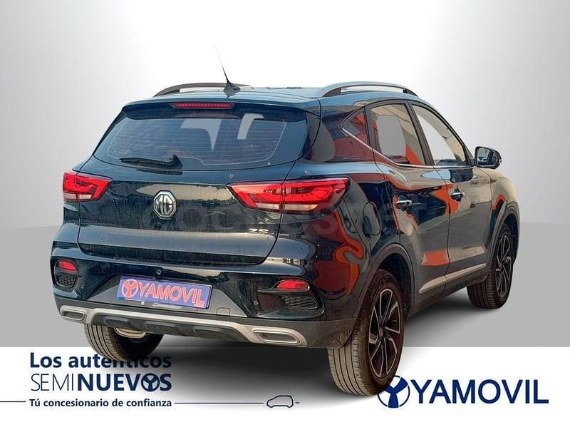 Usado MG ZS Luxury 111 CV (81 kW) 2024 Negro SUV