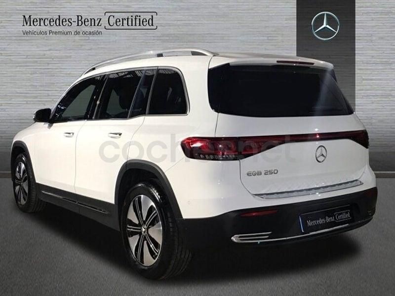Usado Mercedes EQB250 139 kW (190 CV) 2023 Blanco polar SUV