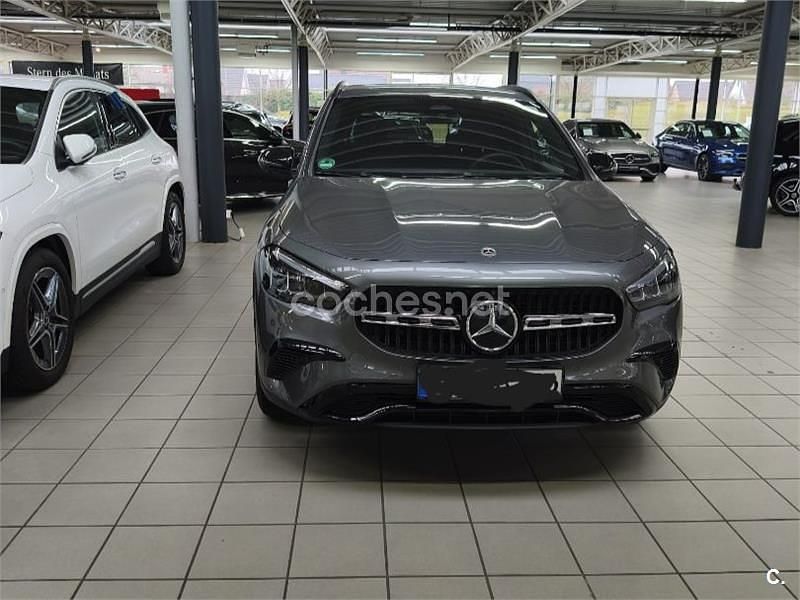 Usado Mercedes GLA200 150 CV (110 kW) 2025 Gris / plata SUV