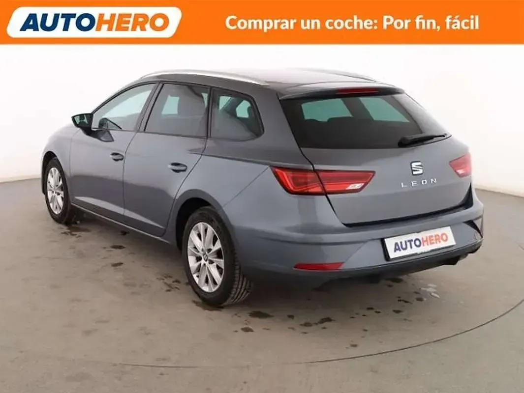 Usado Seat Leon CONNECT 150 CV (110 kW) 2018 Gris Familiar