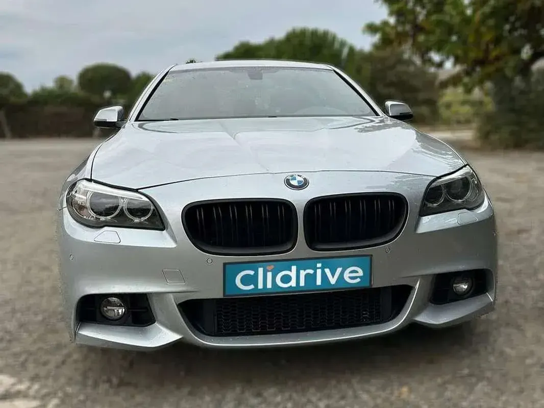 Usado BMW 520 197 HP (144 kW) 2016 Cinzento Sedan