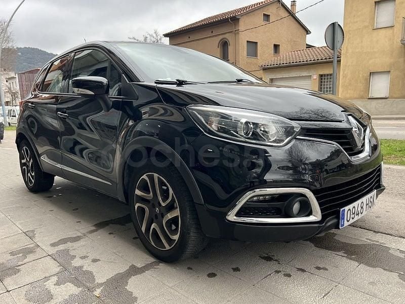 Usado Renault Captur Zen 120 HP (88 kW) 2013 Preto SUV