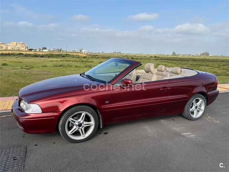 Usado Volvo C70 193 CV (141 kW) 2000 Granate Descapotable