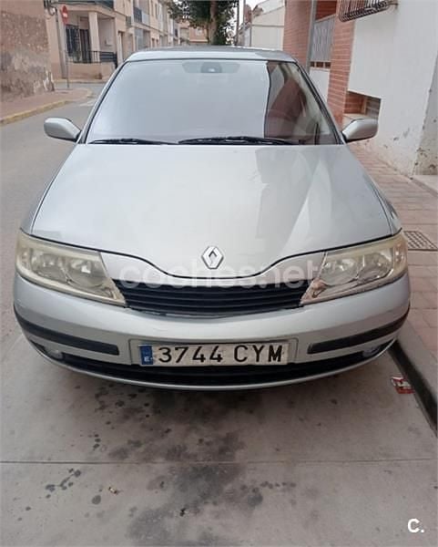 Usado Renault Laguna II Initiale 150 CV (110 kW) 2004 Azul Berlina