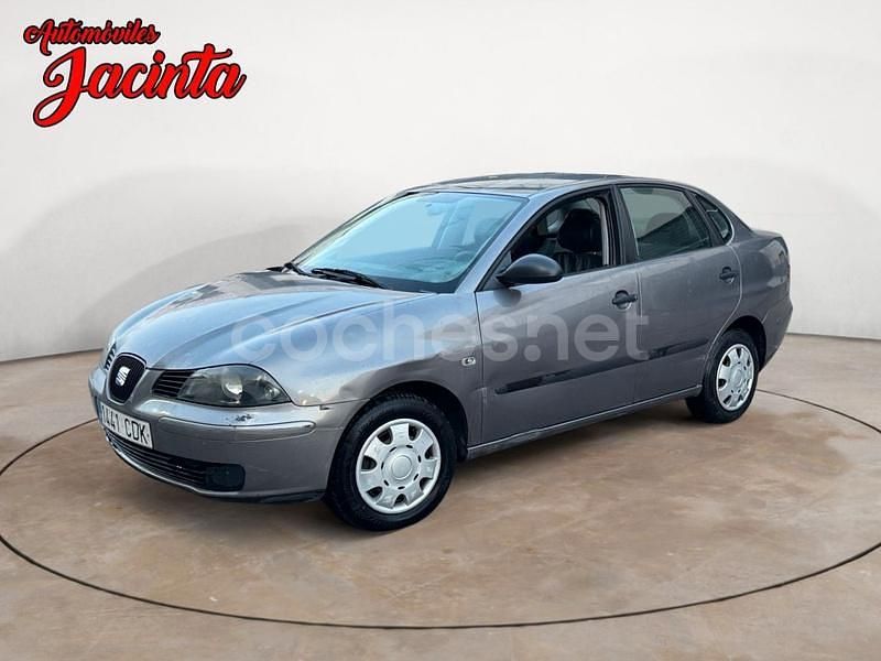 Marrón Usado 2004 Seat Cordoba Berlina | 1490 € (Buen precio) - Imagen 1/4