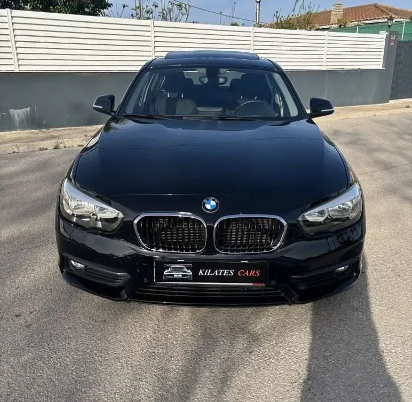 Usado BMW 118 Advantage 136 CV (100 kW) 2016 Negro Utilitario