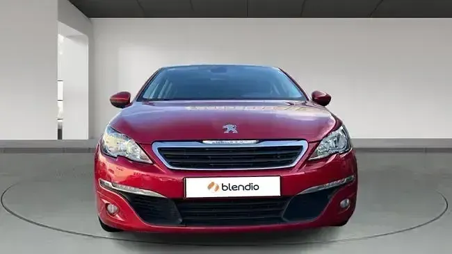 Usado Peugeot 308 Style 110 CV (80 kW) 2015 Rojo