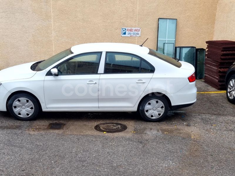 Usado Seat Toledo Reference 115 CV (84 kW) 2013 Blanco Berlina