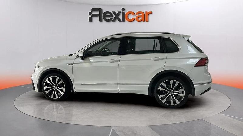 Usado VW Tiguan Sportline 190 CV (139 kW) 2019 Negro SUV