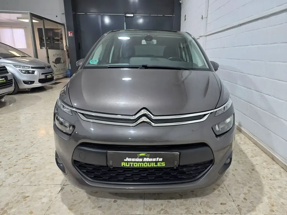 Usado Citroën C4 Picasso Live 120 CV (88 kW) 2016 Gris / plata Monovolumen