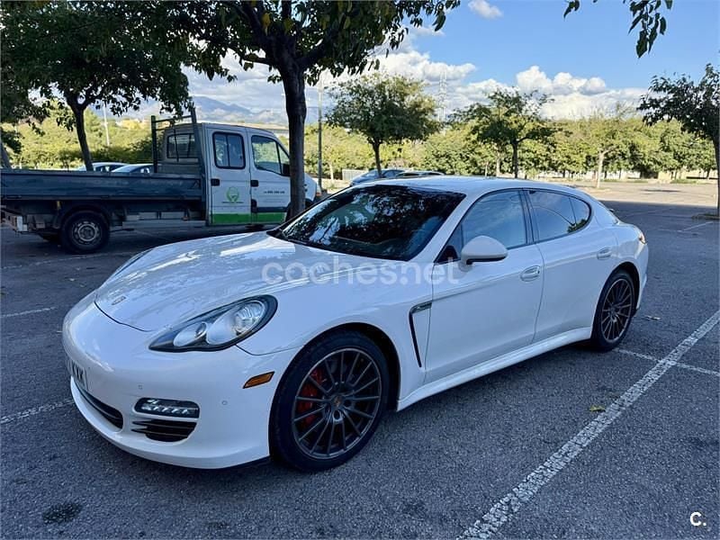 Usado Porsche Panamera 299 CV (219 kW) 2010 Blanco Berlina