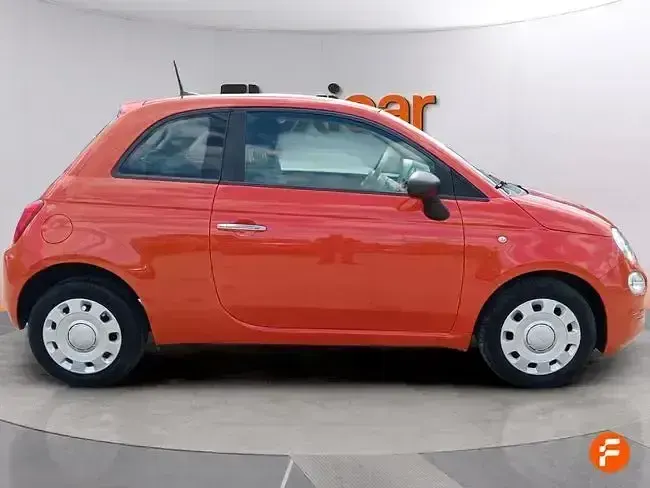 Usado Fiat 500 Club 70 CV (51 kW) 2022 Naranja Utilitario