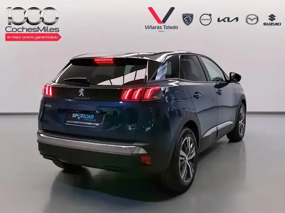 Usado Peugeot 3008 Allure 130 CV (95 kW) 2023 Azul SUV