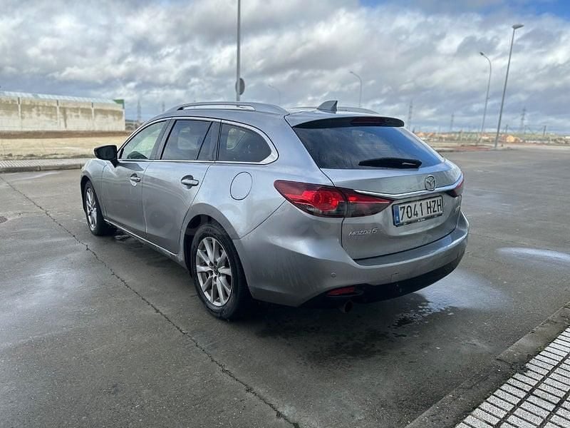 Usado Mazda 6 Style 150 CV (110 kW) 2014 Gris / plata Familiar