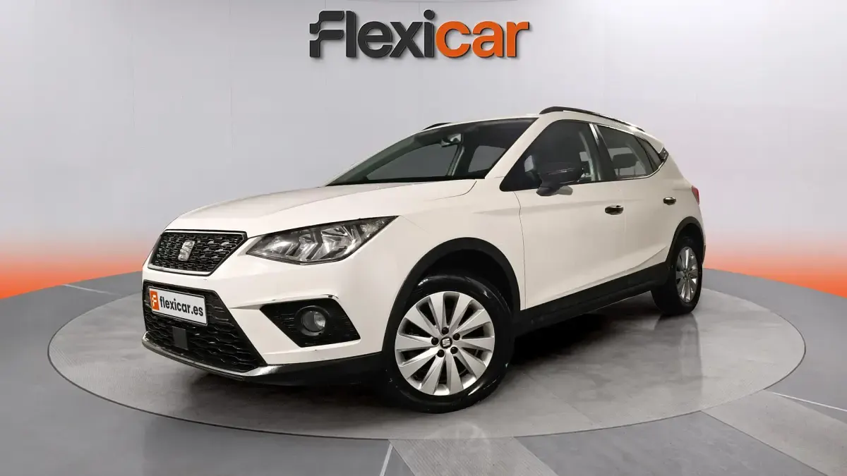 Usado Seat Arona Ecomotive 95 CV (69 kW) 2018 Blanco SUV