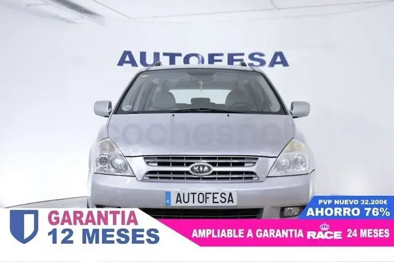 Usado Kia Carnival 185 CV (136 kW) 2011 Gris / plata Monovolumen