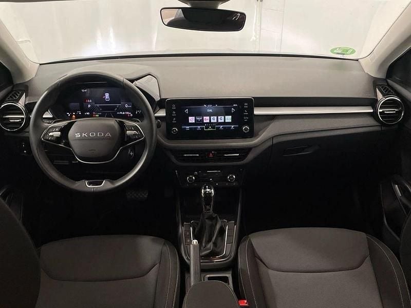 Usado Skoda Fabia Selection 115 CV (84 kW) 2025 Azul Berlina