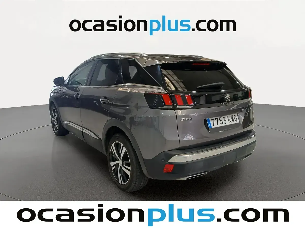 Usado Peugeot 3008 GT-line 130 CV (95 kW) 2019 Gris SUV