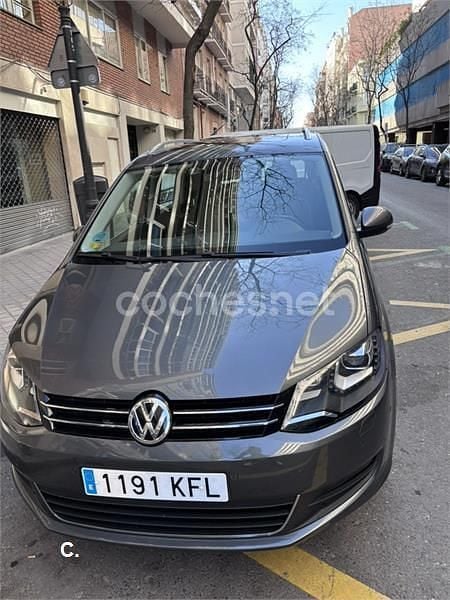 Usado VW Sharan Advance 184 CV (135 kW) 2017 Gris / plata Monovolumen