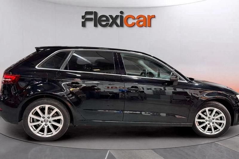 Usado Audi A3 Premium 115 CV (84 kW) 2016 Negro Berlina