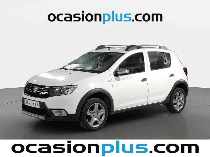Blanco Usado 2019 Dacia Sandero Essentiel Utilitario | 8637 € (Precio justo) - Imagen 1/4