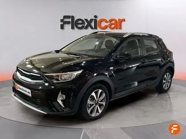 Usado Kia Stonic 100 CV (73 kW) 2021 Negro SUV