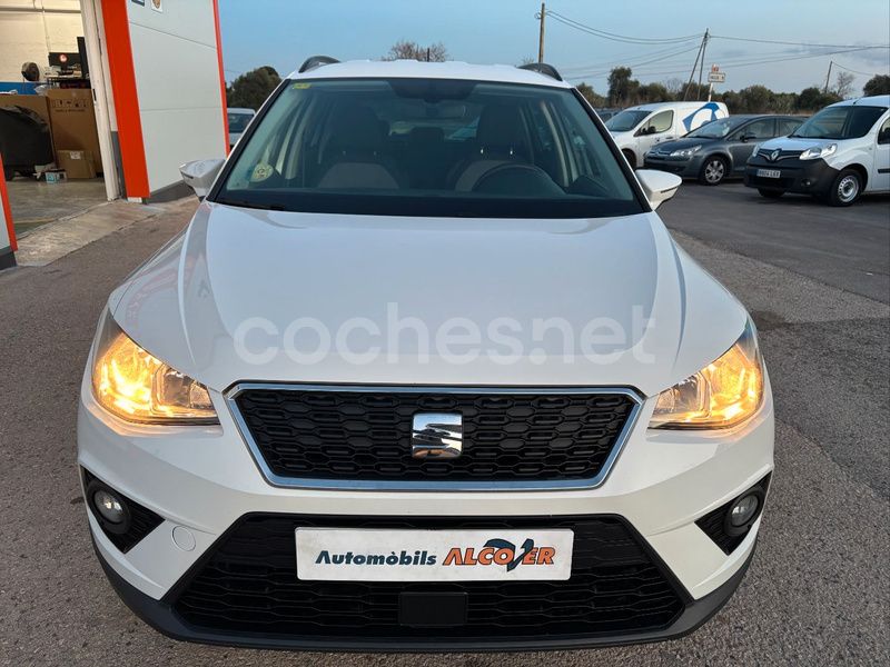 Usado Seat Arona Ecomotive 95 CV (69 kW) 2019 Blanco SUV