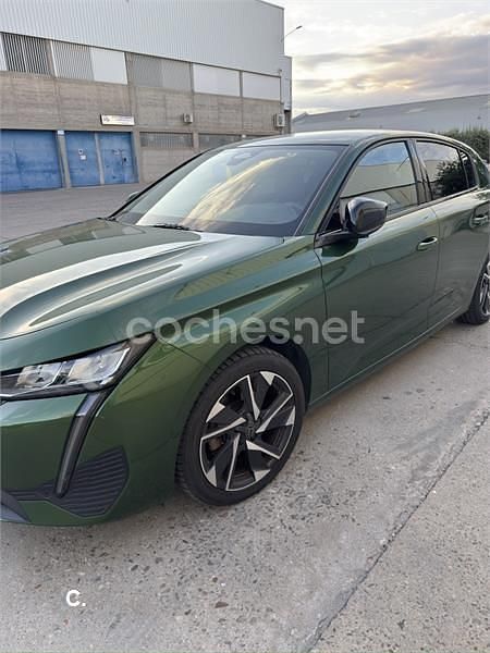Usado Peugeot 308 Allure 130 CV (95 kW) 2023 Verde Berlina