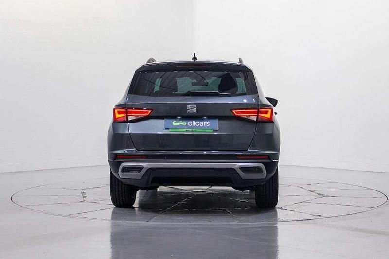 Usado Seat Ateca Style 150 CV (110 kW) 2021 Gris SUV