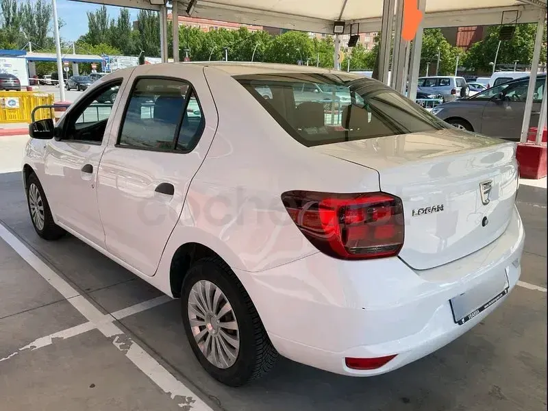 Usado Dacia Logan Ambiance 90 CV (66 kW) 2018 Blanco Berlina