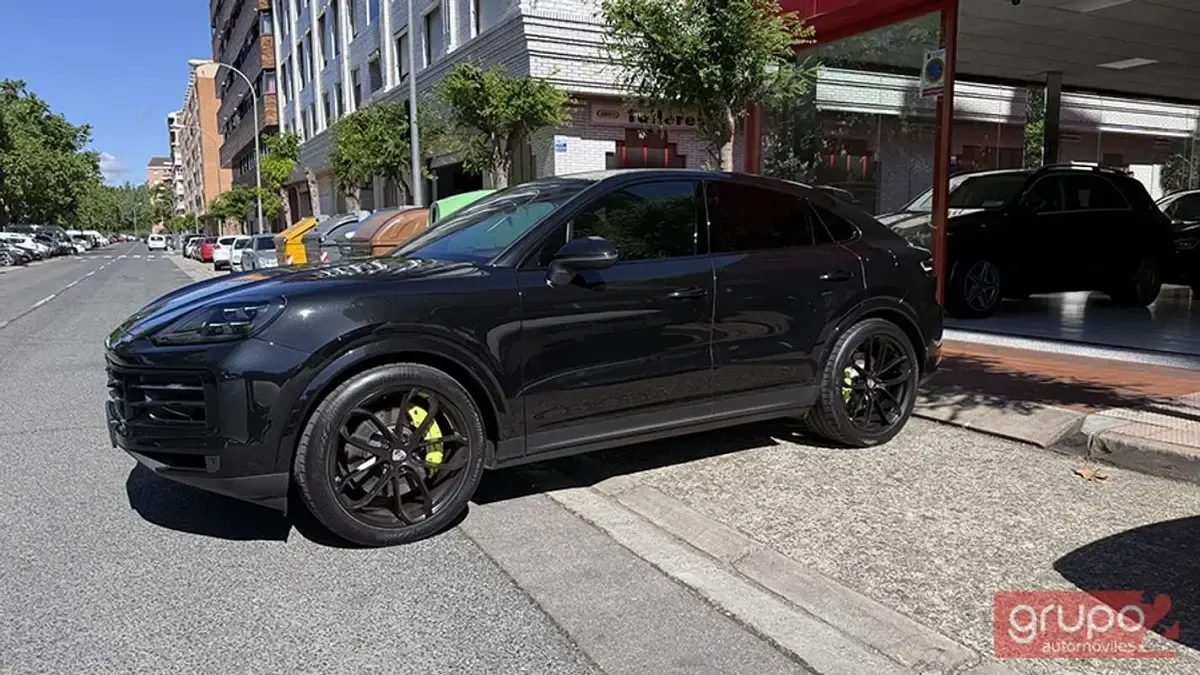 Usado Porsche Cayenne 470 CV (345 kW) 2024 Negro SUV