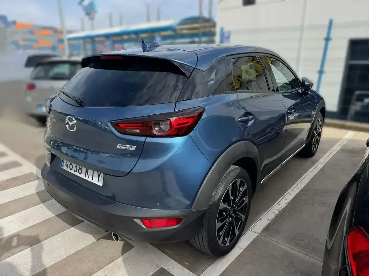 Usado Mazda CX-3 121 CV (88 kW) 2019 Azul SUV
