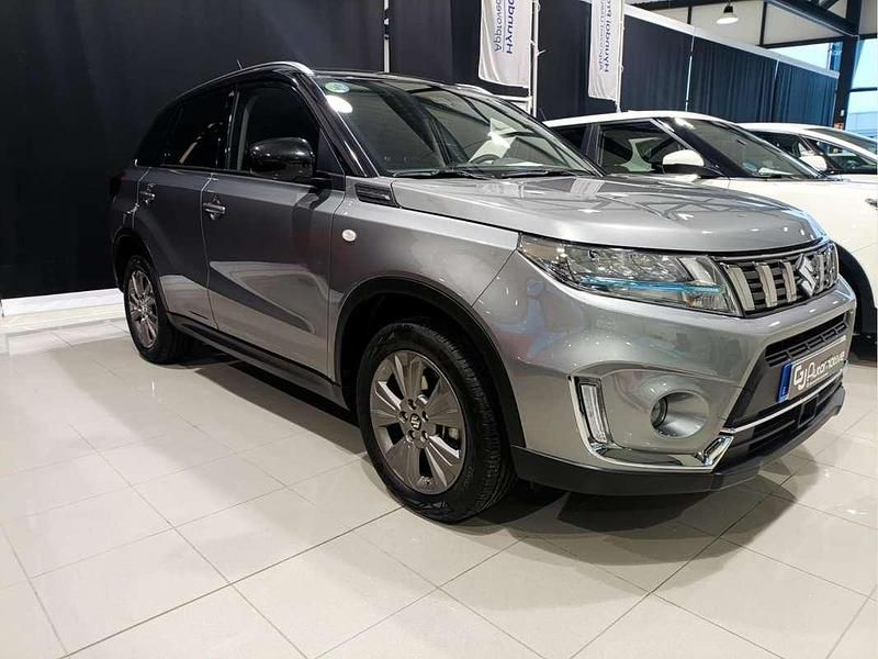 Usado Suzuki Vitara GLX 129 CV (94 kW) 2024 Gris SUV