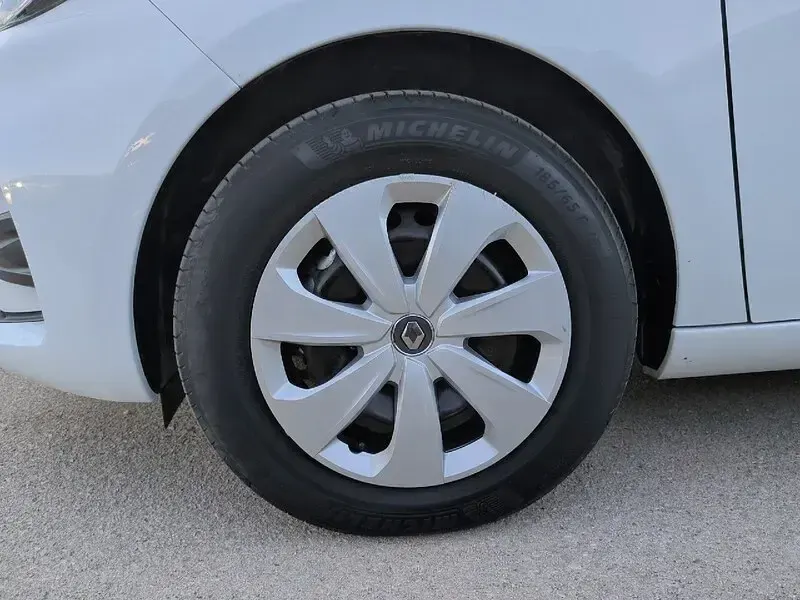 Usado Renault Zoe Life 80 kW (110 CV) 2022 Blanco Utilitario