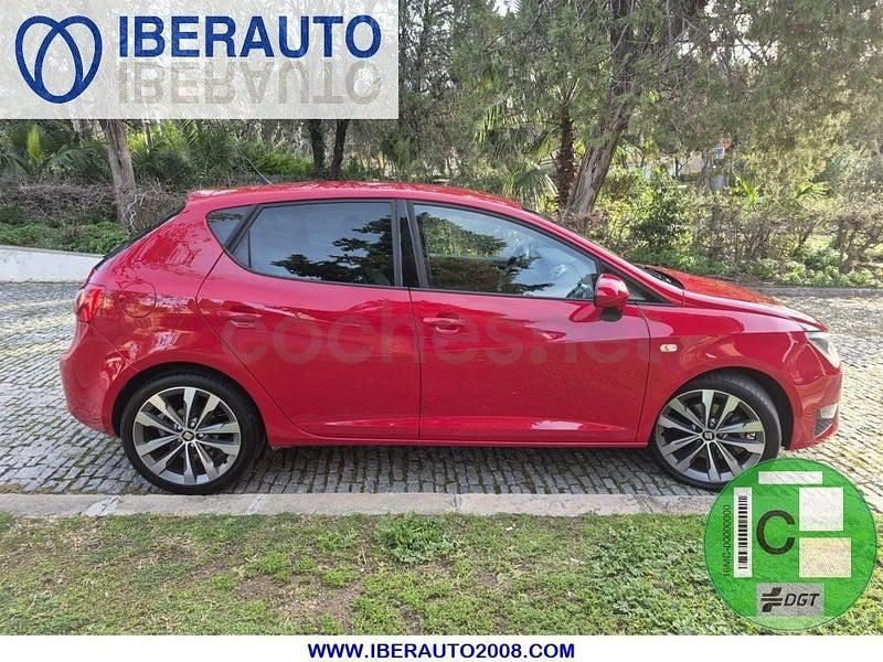 Usado Seat Ibiza FR 110 CV (80 kW) 2017 Rojo Berlina