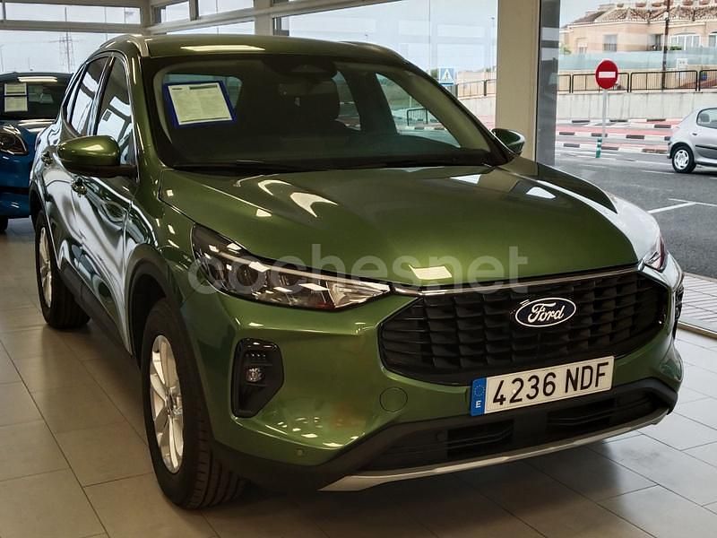 Verde Nuevo 2025 Ford Kuga Titanium SUV | 31.900 € - Imagen 1/4