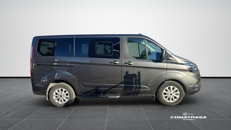 Usado Ford Tourneo Custom Titanium 125 CV (91 kW) 2020 Gris Van