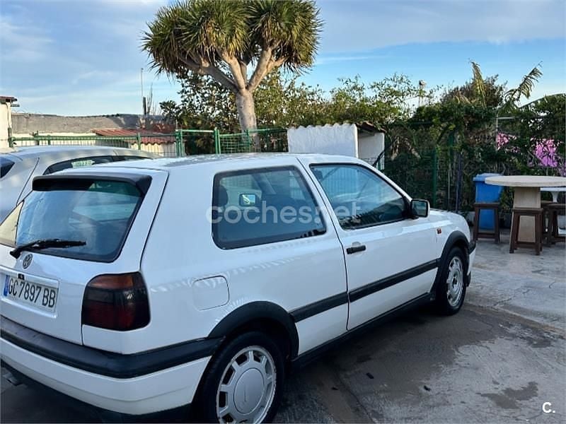 Usado VW Golf III GTI 115 CV (84 kW) 1993 Blanco Berlina